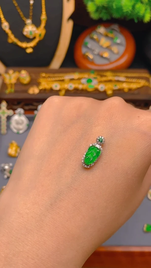 翡翠银S925镶嵌吊坠(不含链)树叶吊坠