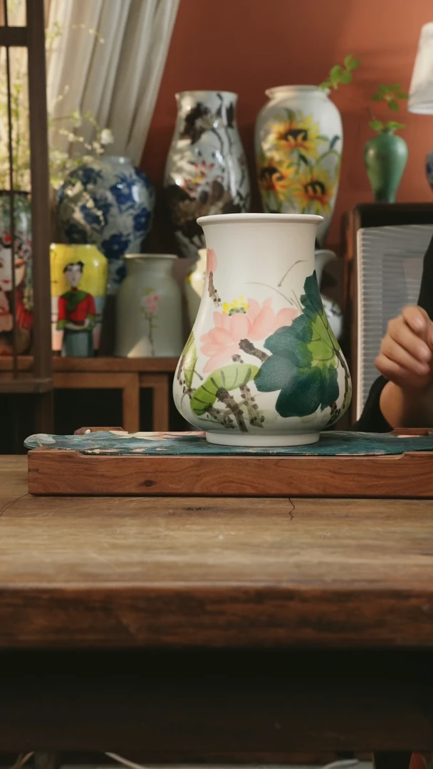 瓷片景德镇设计师釉下手绘陶瓷花瓶