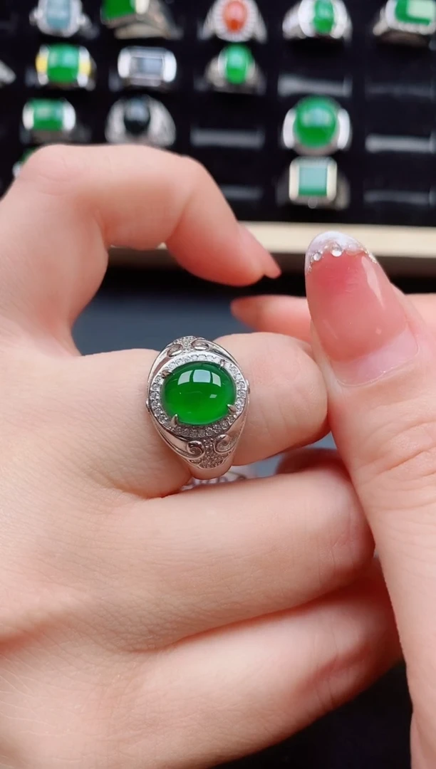 【闪购商品】翡翠戒指银S925镶嵌12121