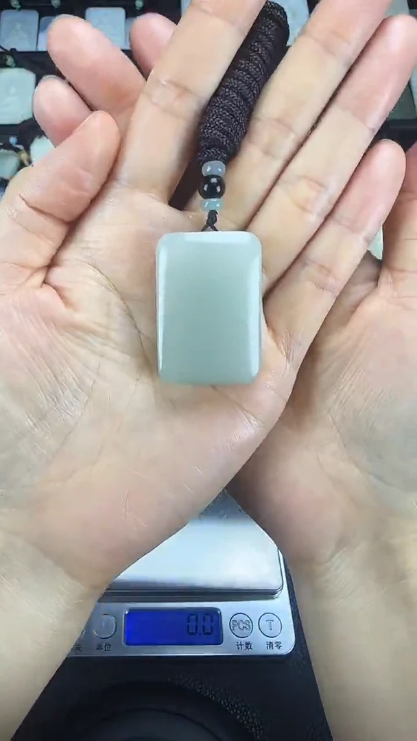 颈饰未镶嵌和田玉无事牌