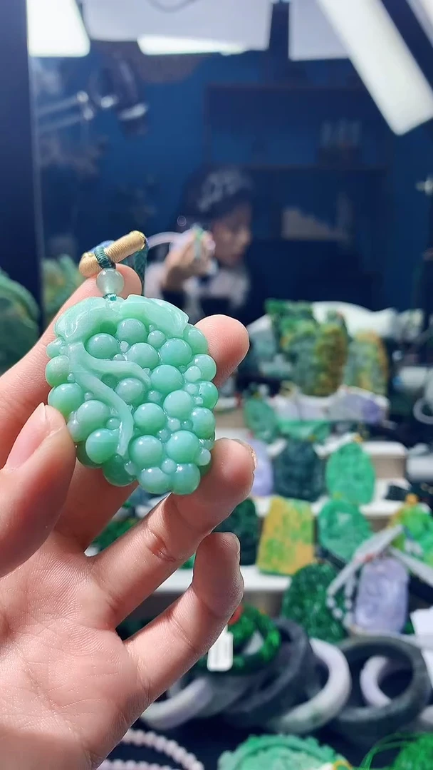 颈饰未镶嵌翡翠天然缅甸翡翠a货