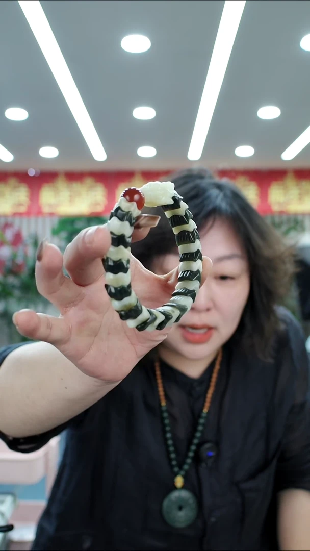 未镶嵌手链和田玉手串