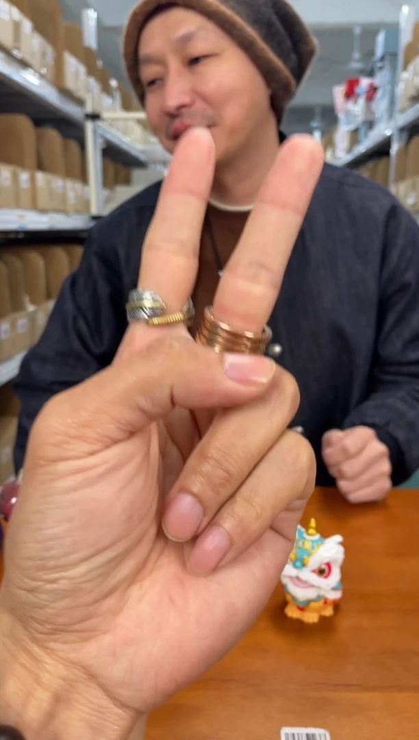 【闪购商品】瓷片第一版@@229天青兔子