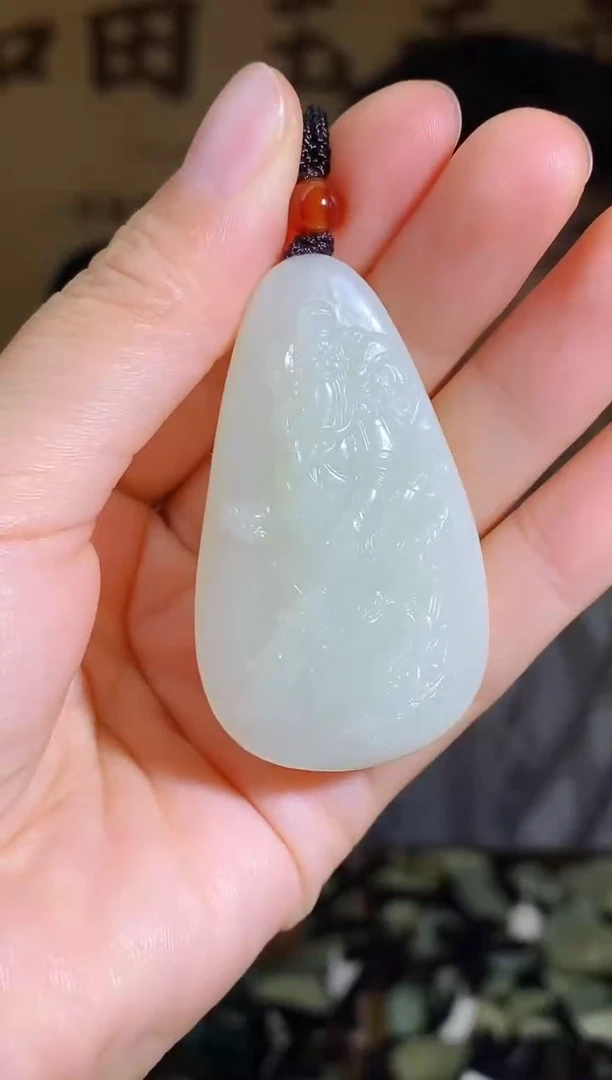 颈饰未镶嵌和田玉1