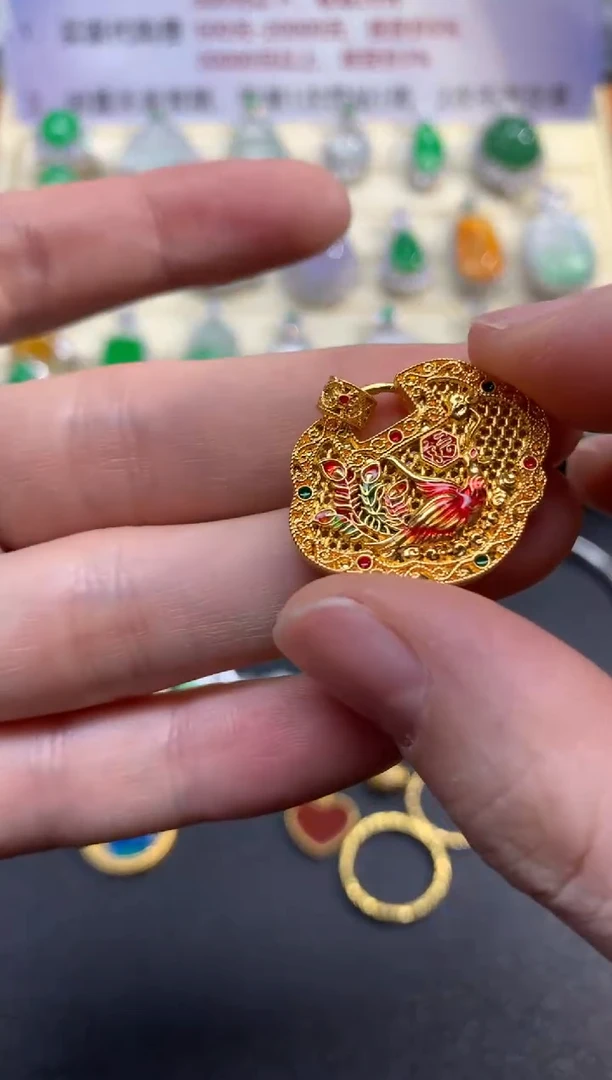 吊坠(不含链)18K金吊坠|600