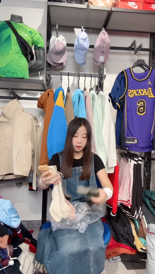 1471  编码 瑕疵款直播间过款为准 尺码 袜子