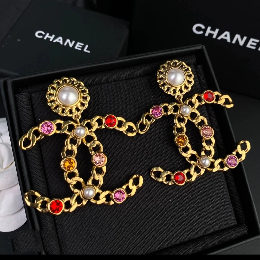 未使用 Chanel/香奈儿 耳环气质时尚镂空金色经典