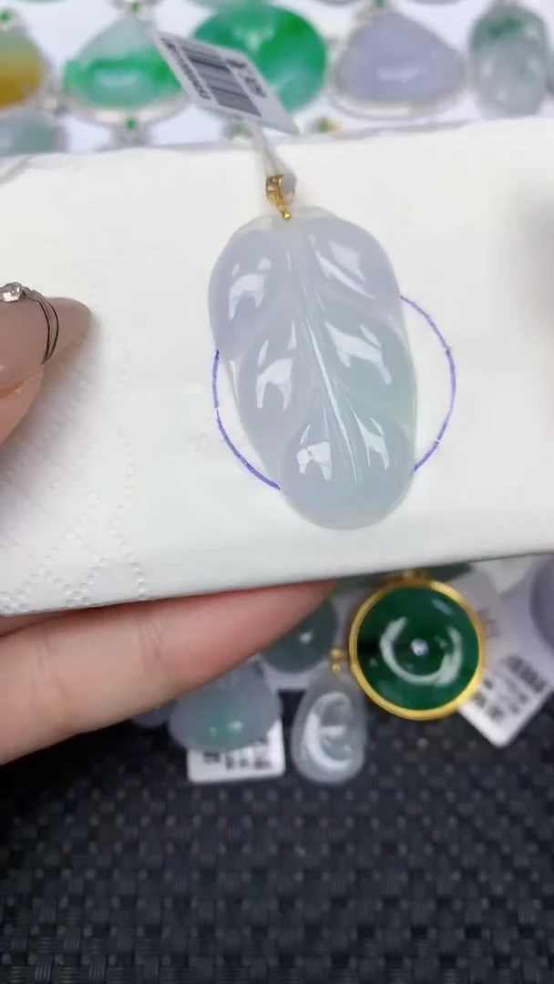 颈饰18K金镶嵌翡翠天然缅甸翡翠a货百元以上9元证书费自理