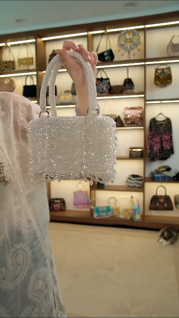 织物64百格汇手工串珠包