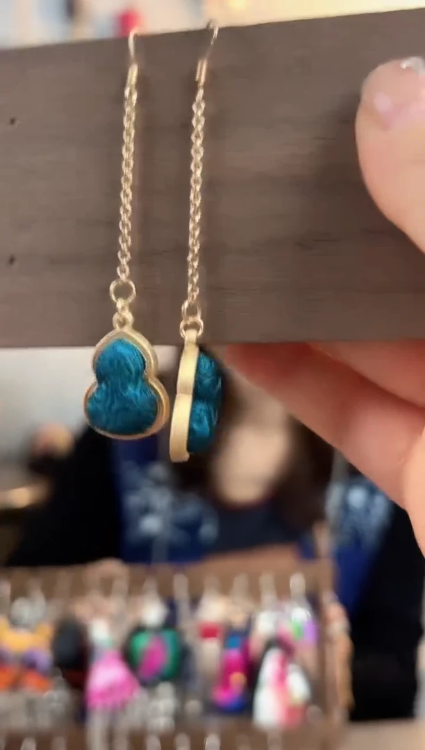 织绣彩云南阁非遗老绣饰品050