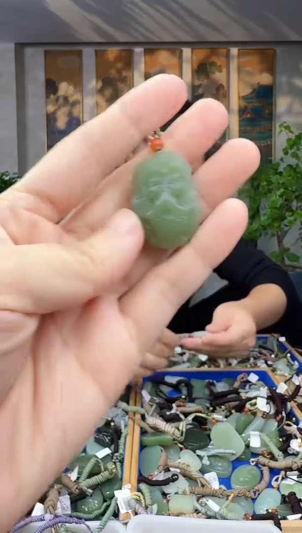 未镶嵌和田玉挂件拍一发一