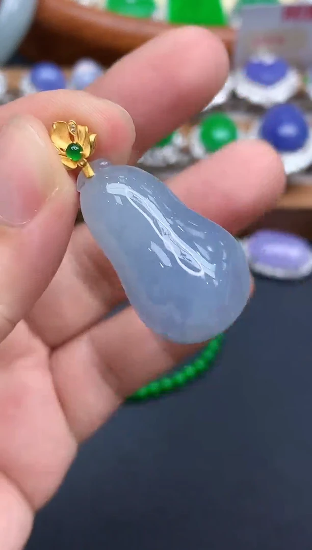 颈饰18K金镶嵌翡翠333-中国好珍宝