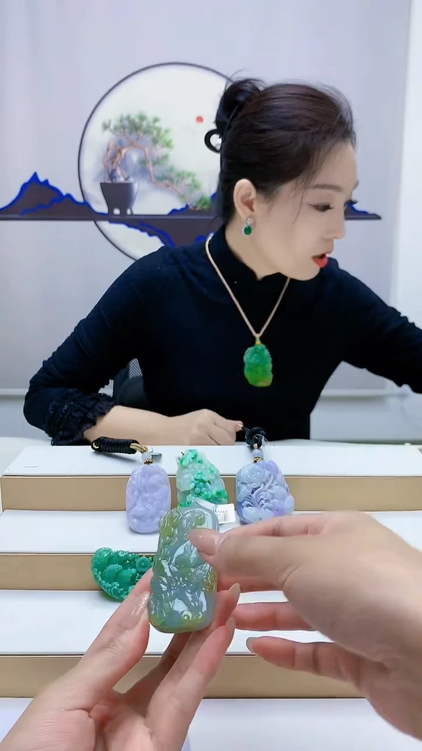 未镶嵌定制翡翠盛***理5160MM-毛货挂件