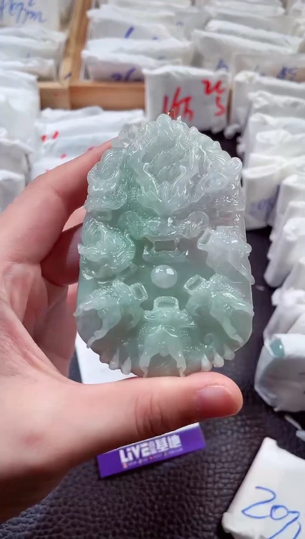 翡翠未镶嵌颈饰00005157