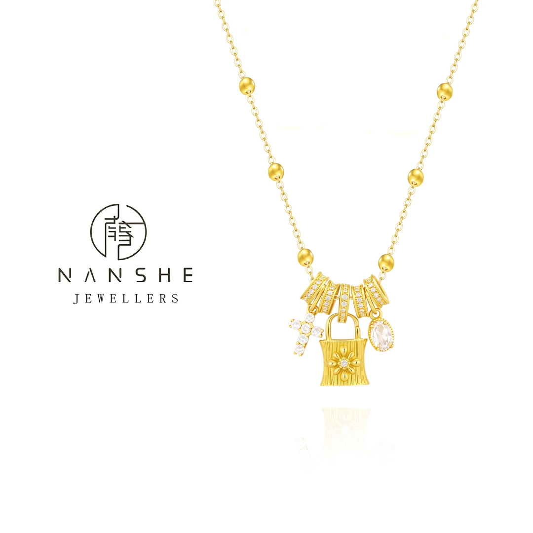 NANSHE/南奢 十字架锁扣轻奢时尚项链 L1393