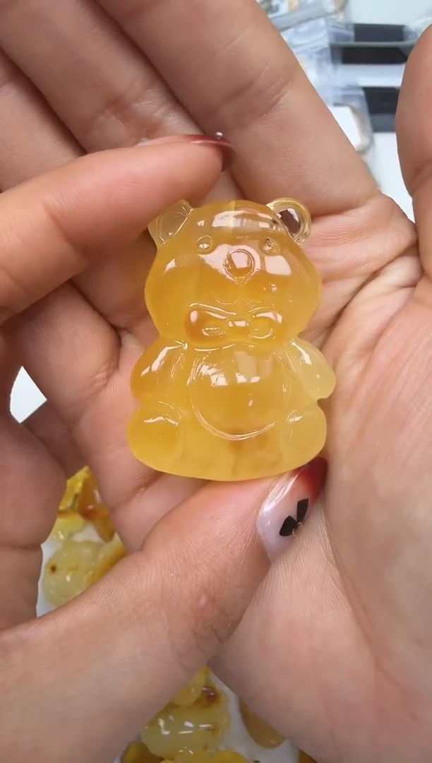 裸石琥珀未镶嵌如图