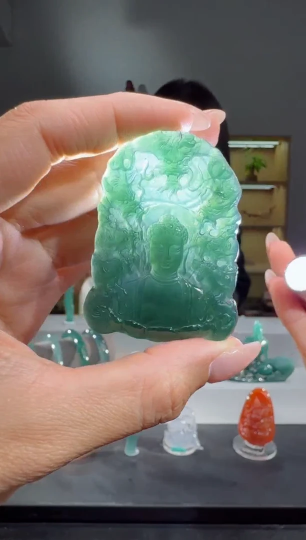 吊坠(赠链)未镶嵌翡翠大日（多样性发其一）