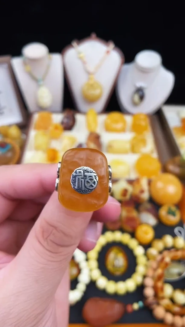 琥珀未镶嵌珠宝奇石柒月