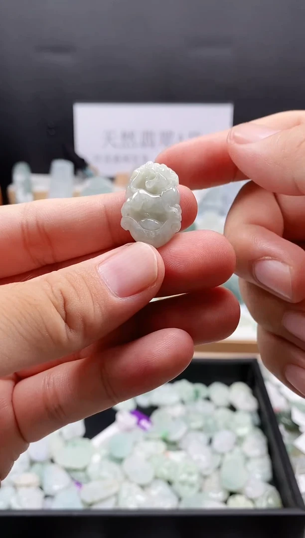 翡翠未镶嵌吊坠(不含链)19生肖虎