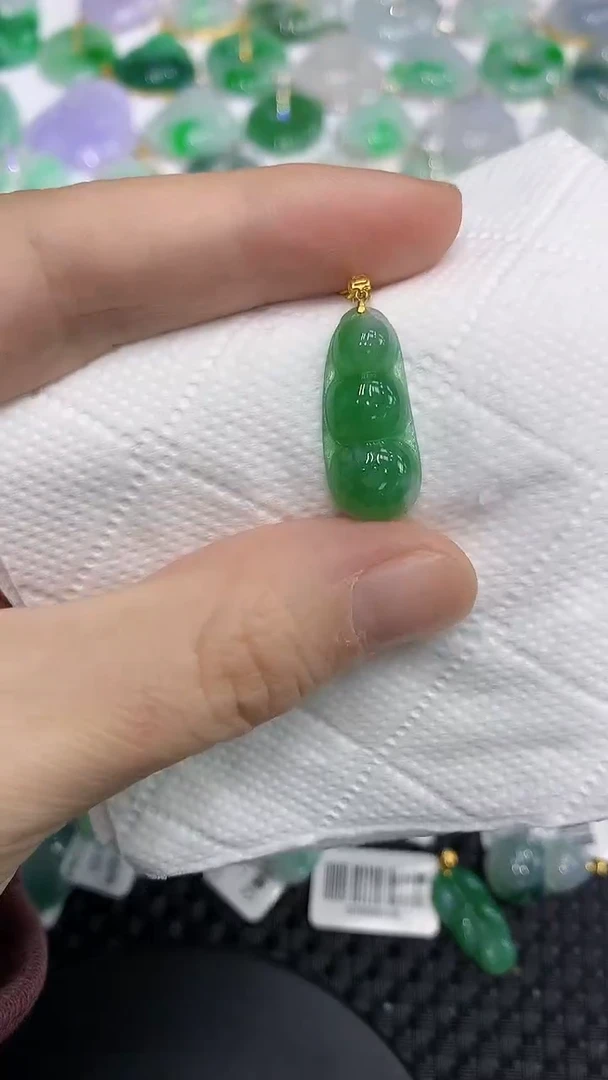 颈饰18K金镶嵌翡翠a货支持复检百元以上9元证书费自理