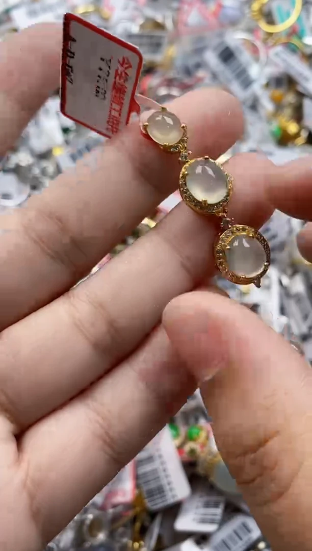 翡翠戒指银S925镶嵌8888      2