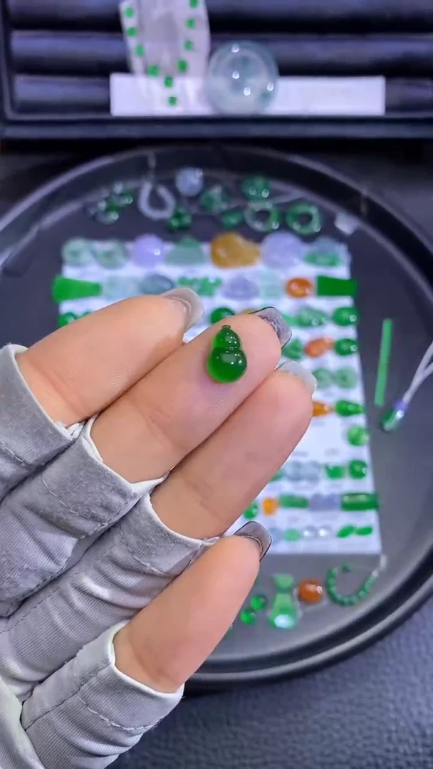 未镶嵌挂件翡翠葫芦