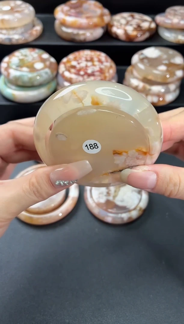 手镯玛瑙/玉髓未镶嵌石英质玉57圈(赠送镯心)圈口建议拍大