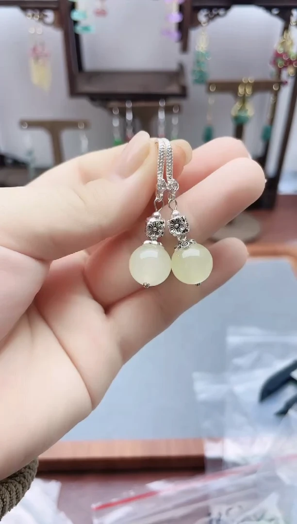 银S925镶嵌和田玉耳饰227000