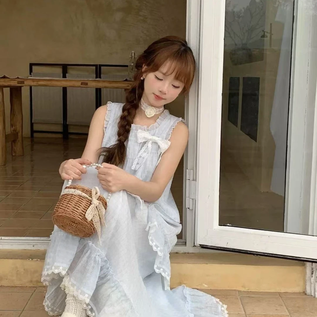 可爱蓝色时尚套装女夏季无袖蝴蝶结上衣带胸花