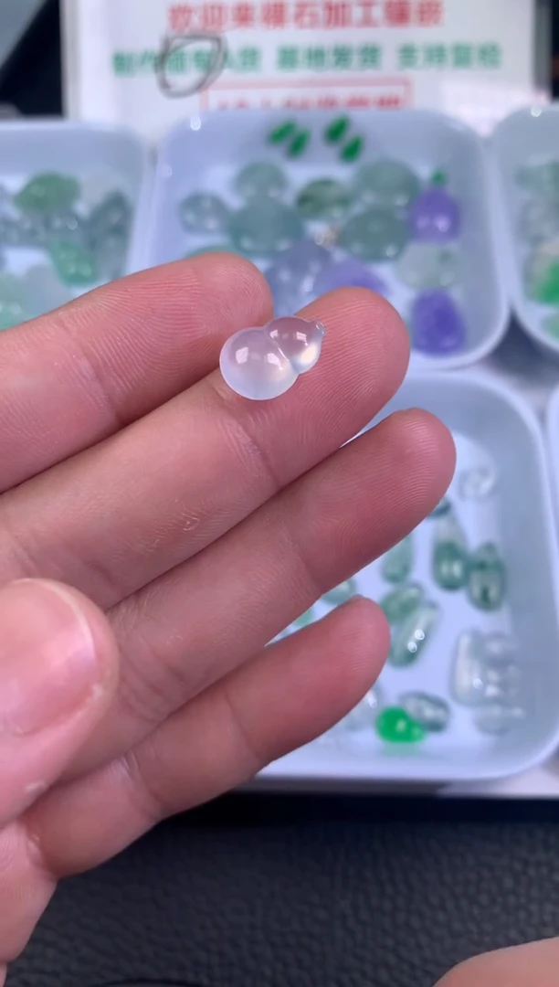 【闪购商品】定制翡翠未镶嵌葫芦13.2-9.8-5.3