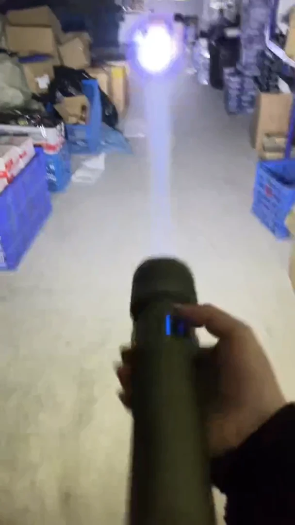 【青龙MAX】穿天炮远射王强光爆亮专业户外超长续航手电