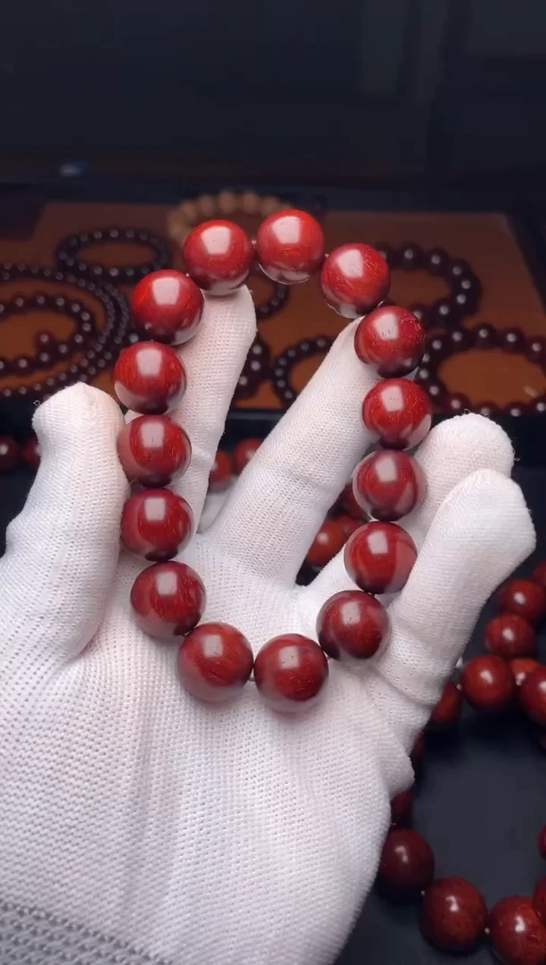 手串/手链小叶紫檀1.5顶泥鸡血红果冻料