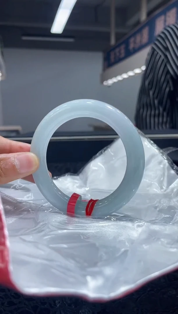 未镶嵌手镯翡翠16