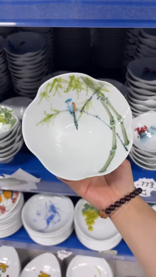 景德镇手绘釉中彩（食品级）花边斗笠碗