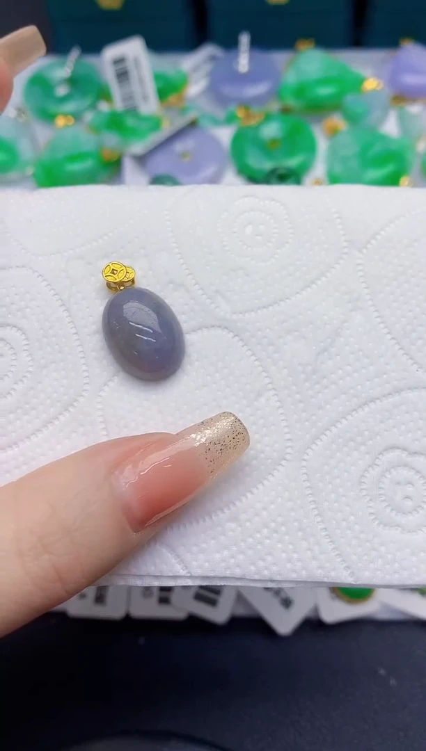 颈饰未镶嵌翡翠缅甸天然翡翠A货