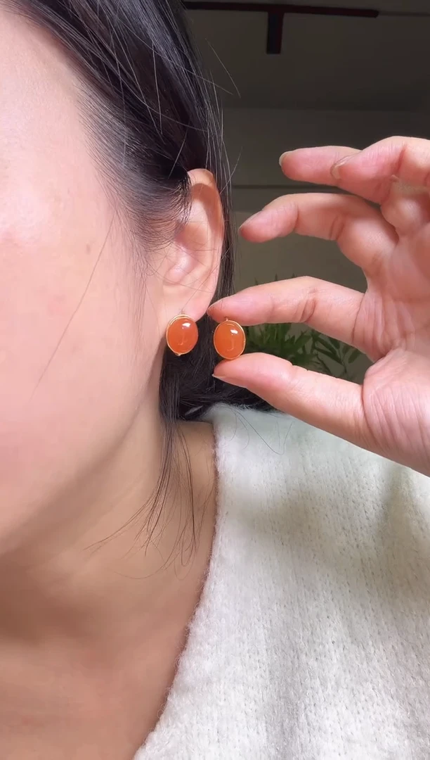 水晶摆件未镶嵌耳钉