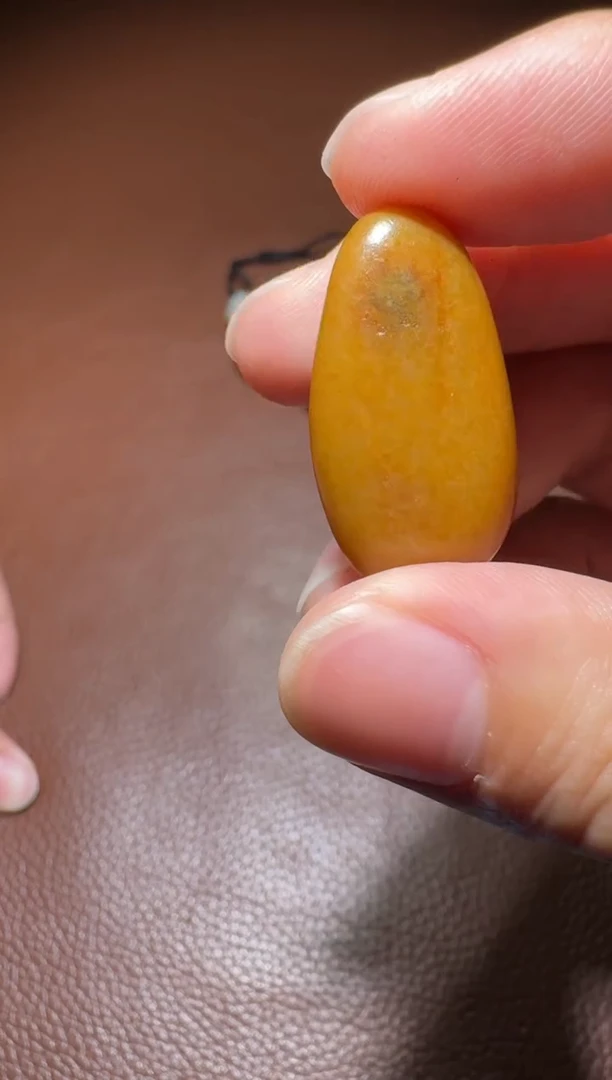 未镶嵌和田玉挂件我****凡和田玉