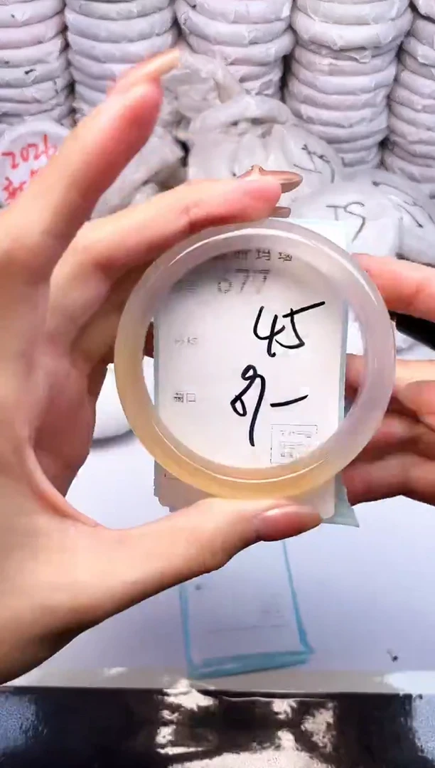 手镯玛瑙/玉髓未镶嵌677