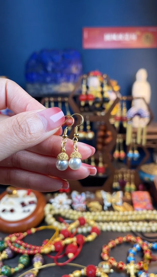 【闪购商品】淡水珍珠耳钩银S925镀金镶嵌半月耳钩