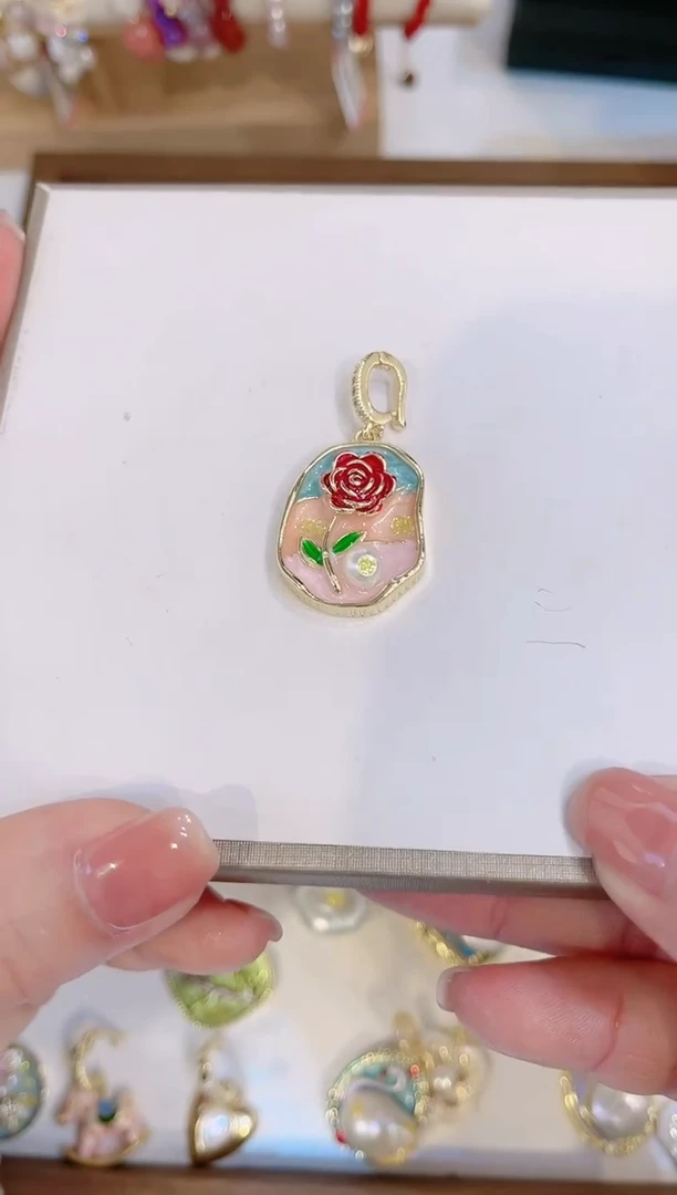 【闪购商品】淡水珍珠颈饰银S925镶嵌吊坠