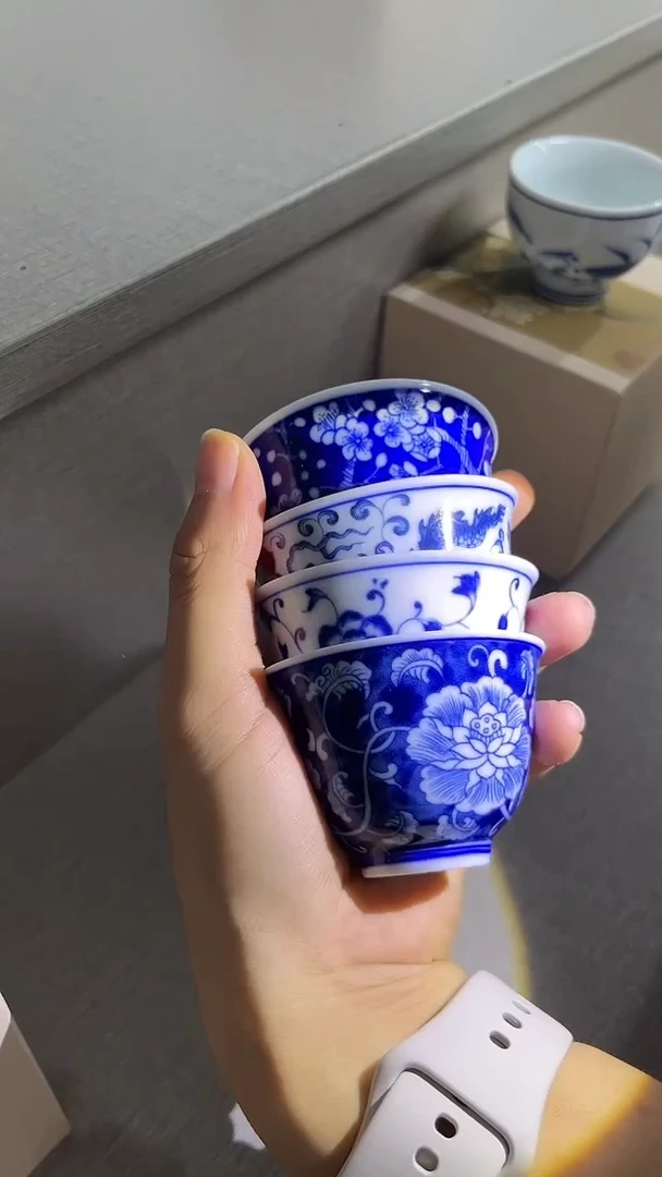 景德镇高温瓷四个一套铃铛杯