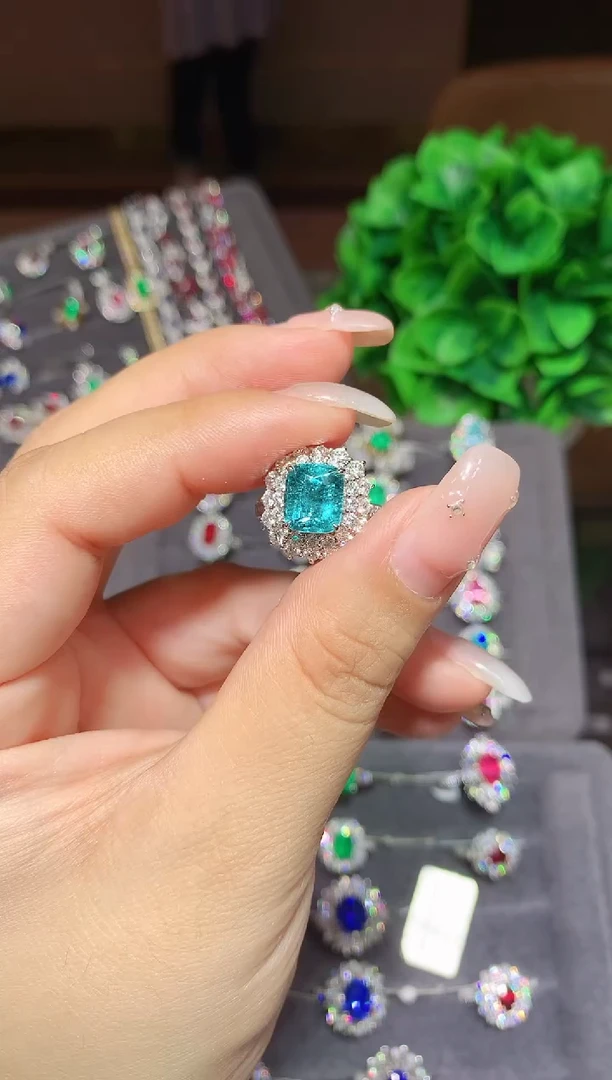 18K金镶嵌戒指碧玺3.15ct