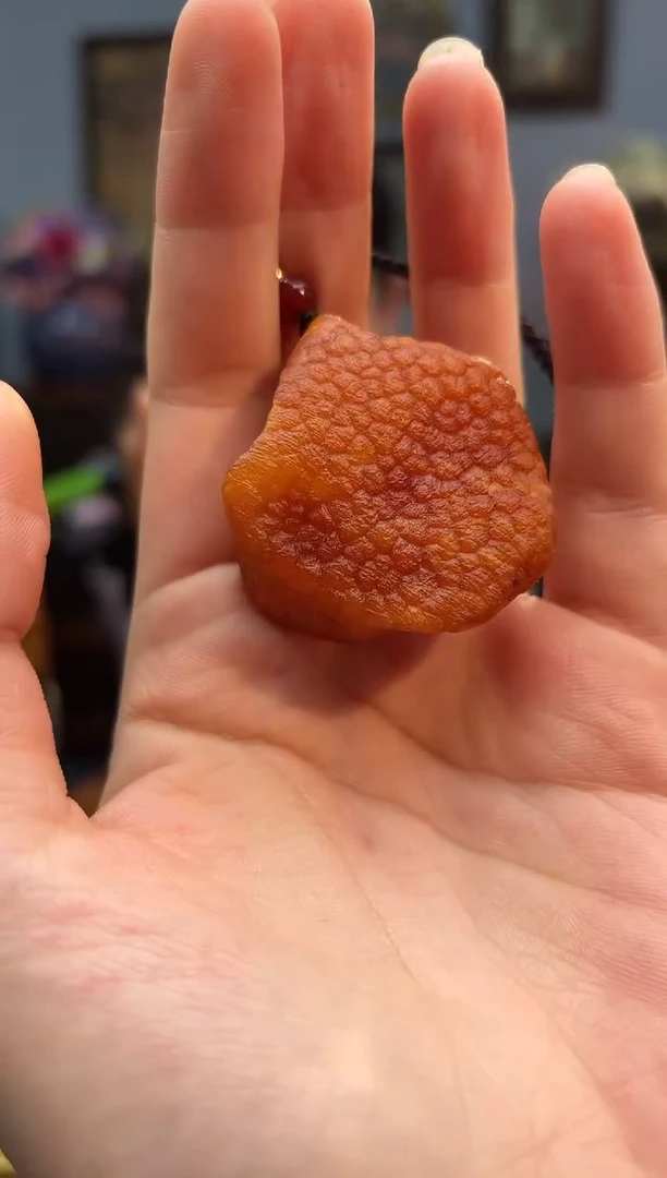 琥珀颈饰未镶嵌吊坠