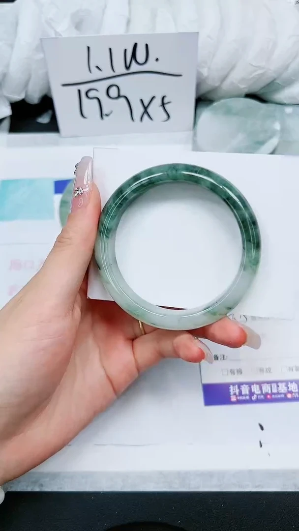 【闪购商品】石英质玉手镯未镶嵌A164-55/56