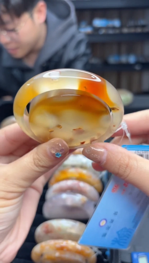 【闪购商品】石英质玉手镯未镶嵌583（55圈赠送镯心）