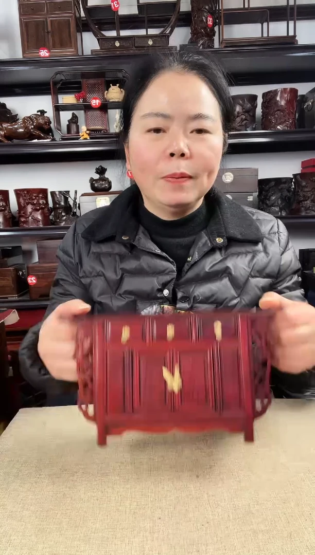 木老李红木工艺品蝴蝶柜