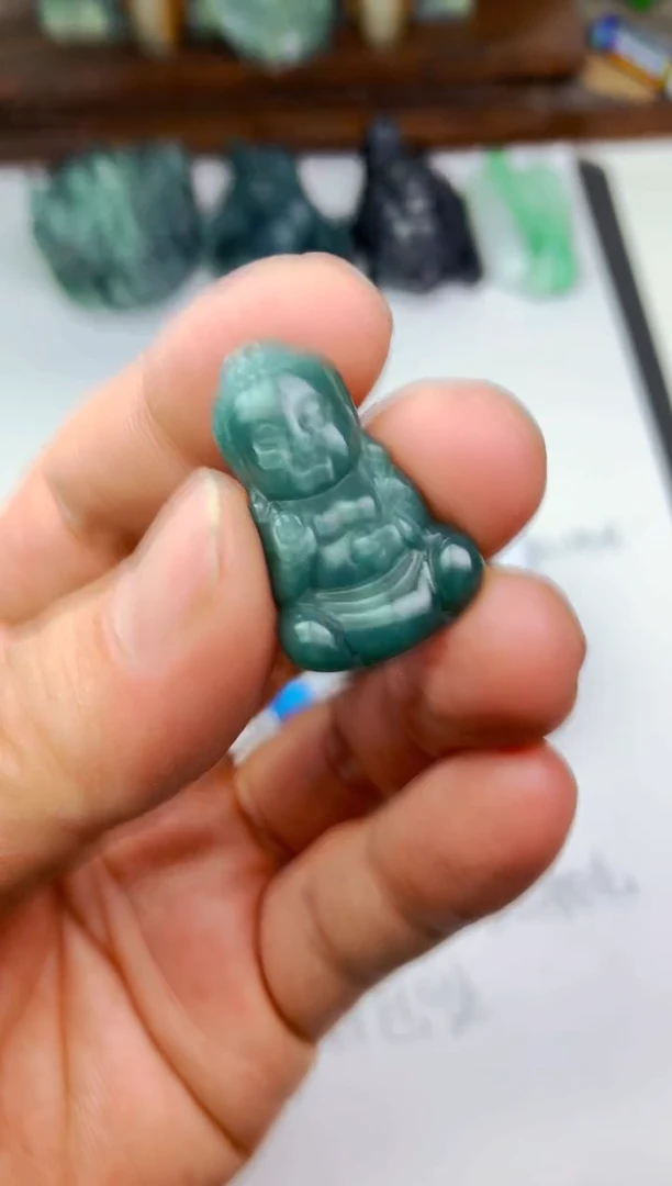 颈饰未镶嵌翡翠聚**I宝宝佛