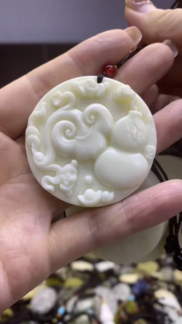 未镶嵌岫玉挂件 多样性发货发其一