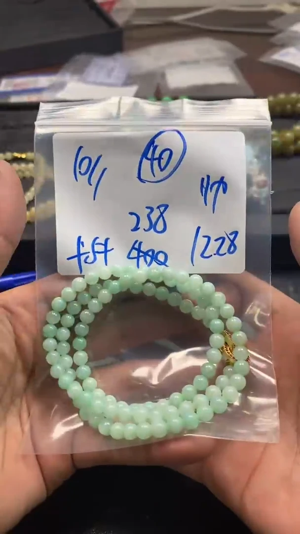 未镶嵌定制翡翠10万