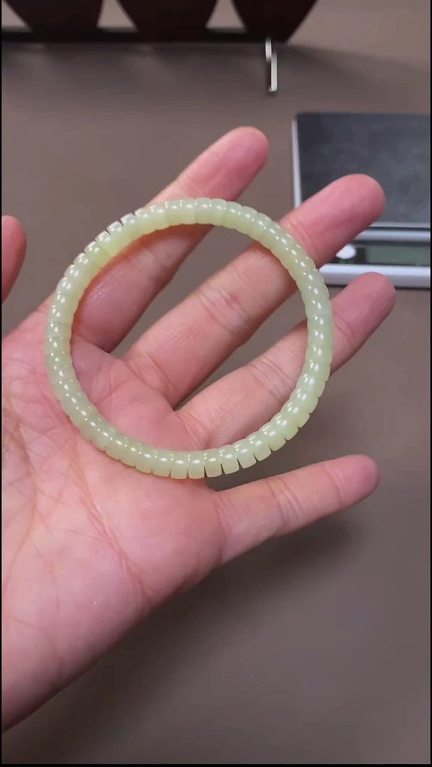 未镶嵌手链和田玉和田玉手串